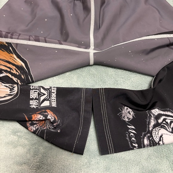 Meerkatsu Tights Midnight Tiger Print Grey Orange Black Wonderful Illustration - Picture 8 of 13